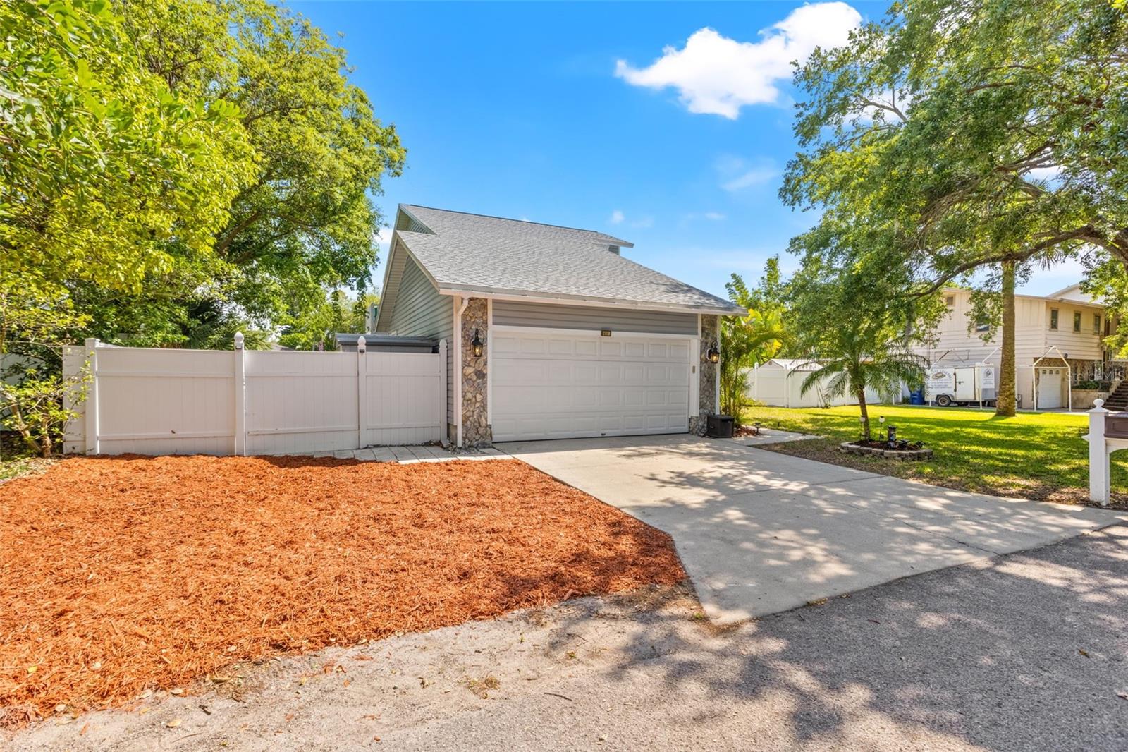 Image 2 of 44 For 428 Klosterman Road W