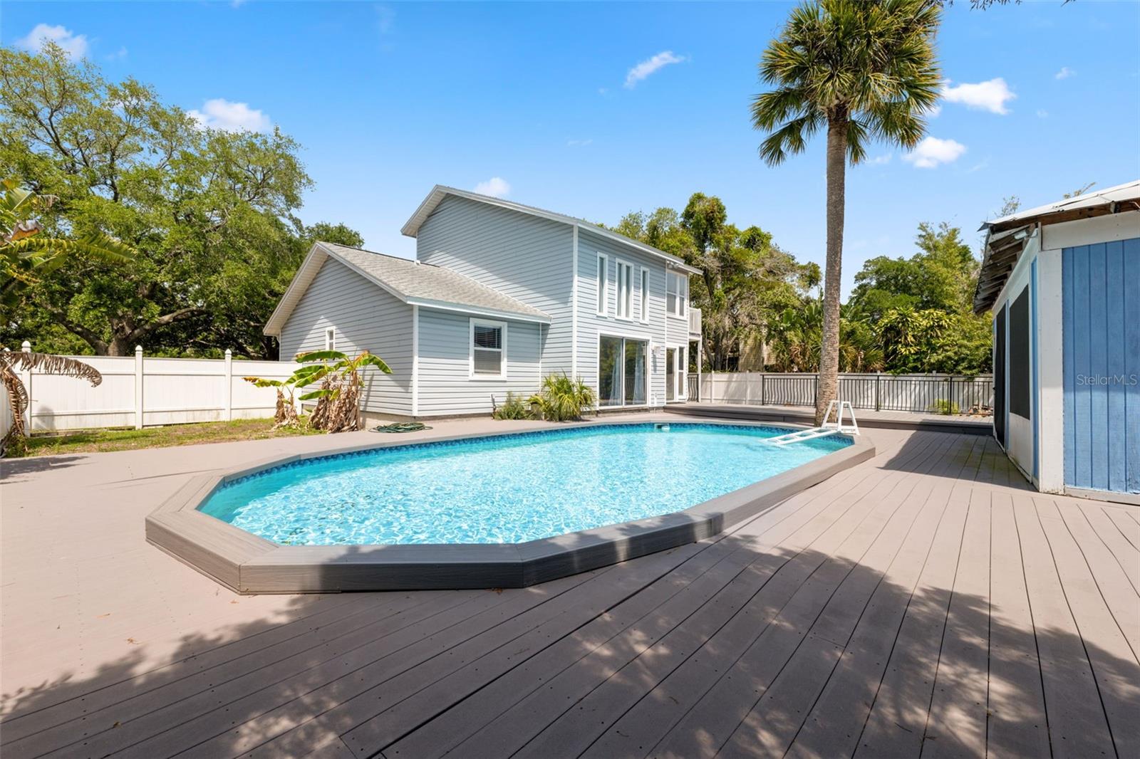 Image 30 of 44 For 428 Klosterman Road W