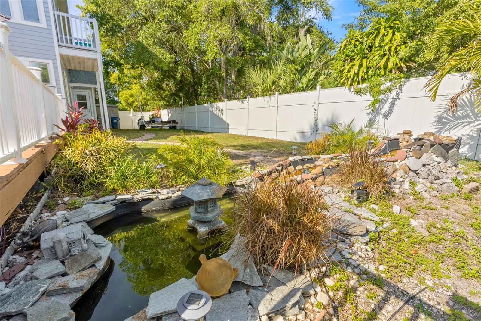 Image 37 of 44 For 428 Klosterman Road W