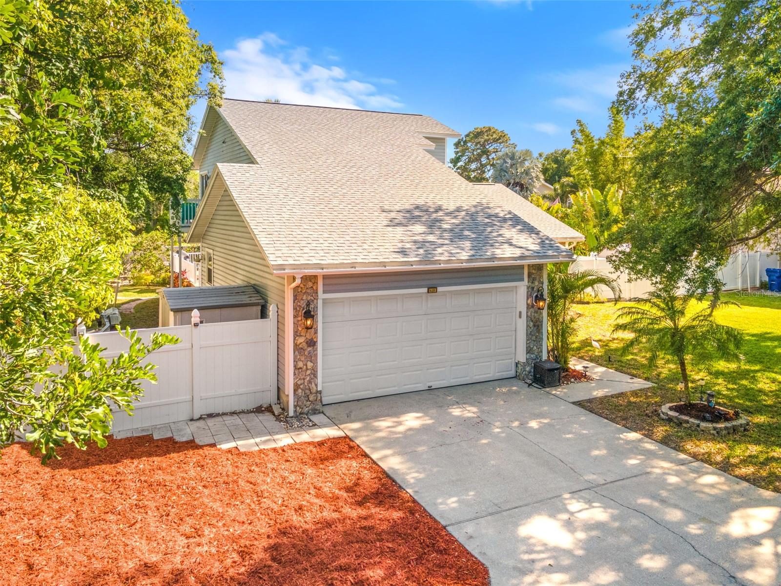 Image 41 of 44 For 428 Klosterman Road W