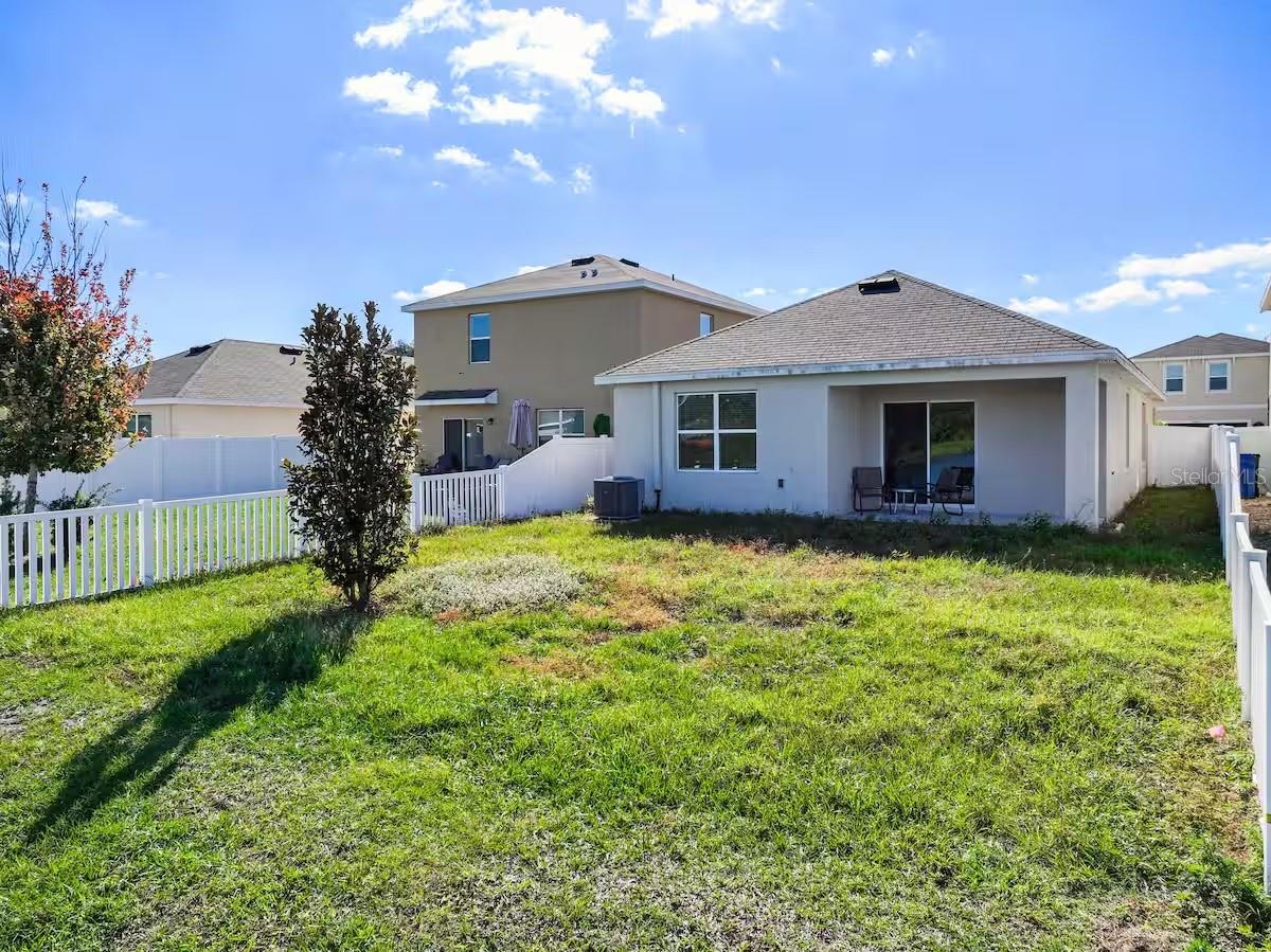 Image 33 of 43 For 10024 Merry Fawn Court