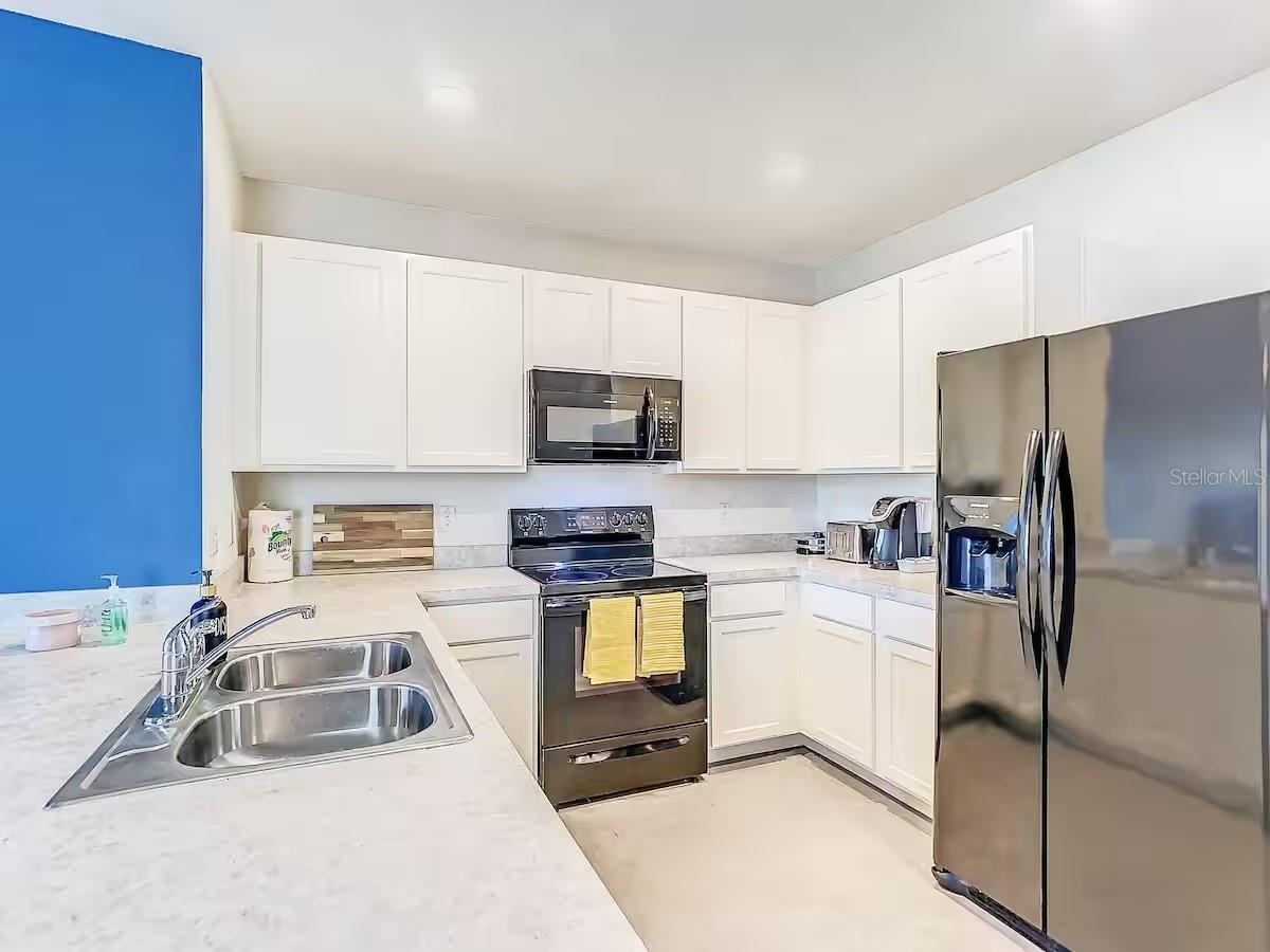 Image 4 of 43 For 10024 Merry Fawn Court