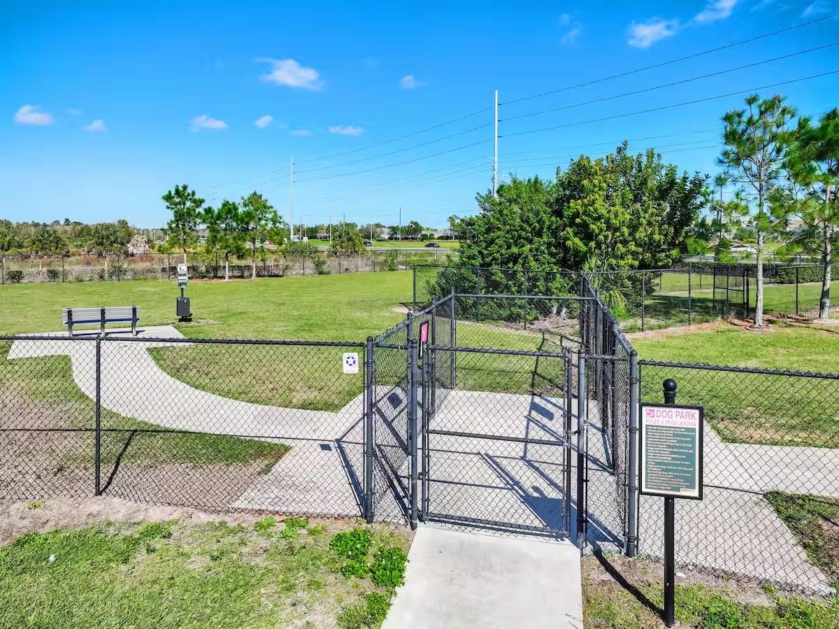 Image 40 of 43 For 10024 Merry Fawn Court