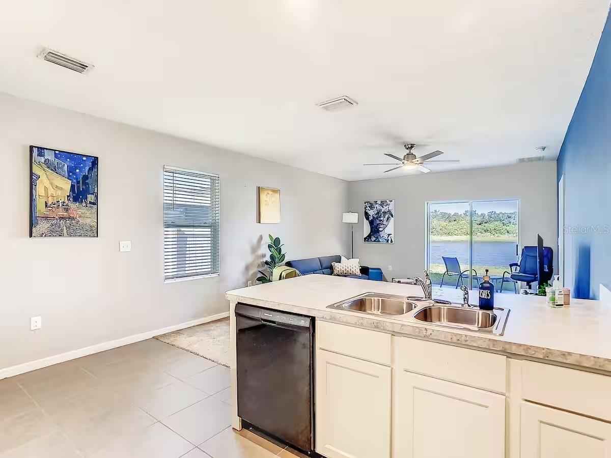 Image 8 of 43 For 10024 Merry Fawn Court