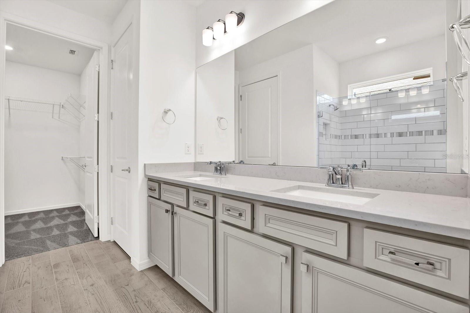 Image 15 of 42 For 6019 Shorebird Branch