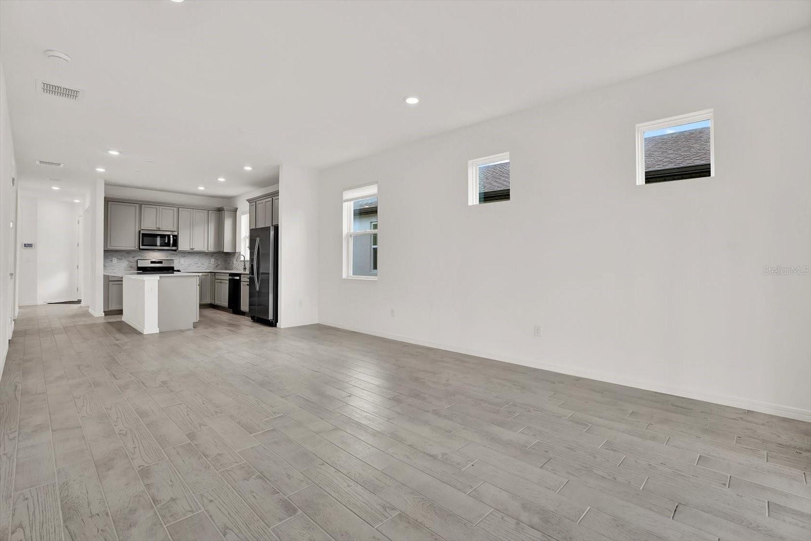 Image 2 of 42 For 6019 Shorebird Branch