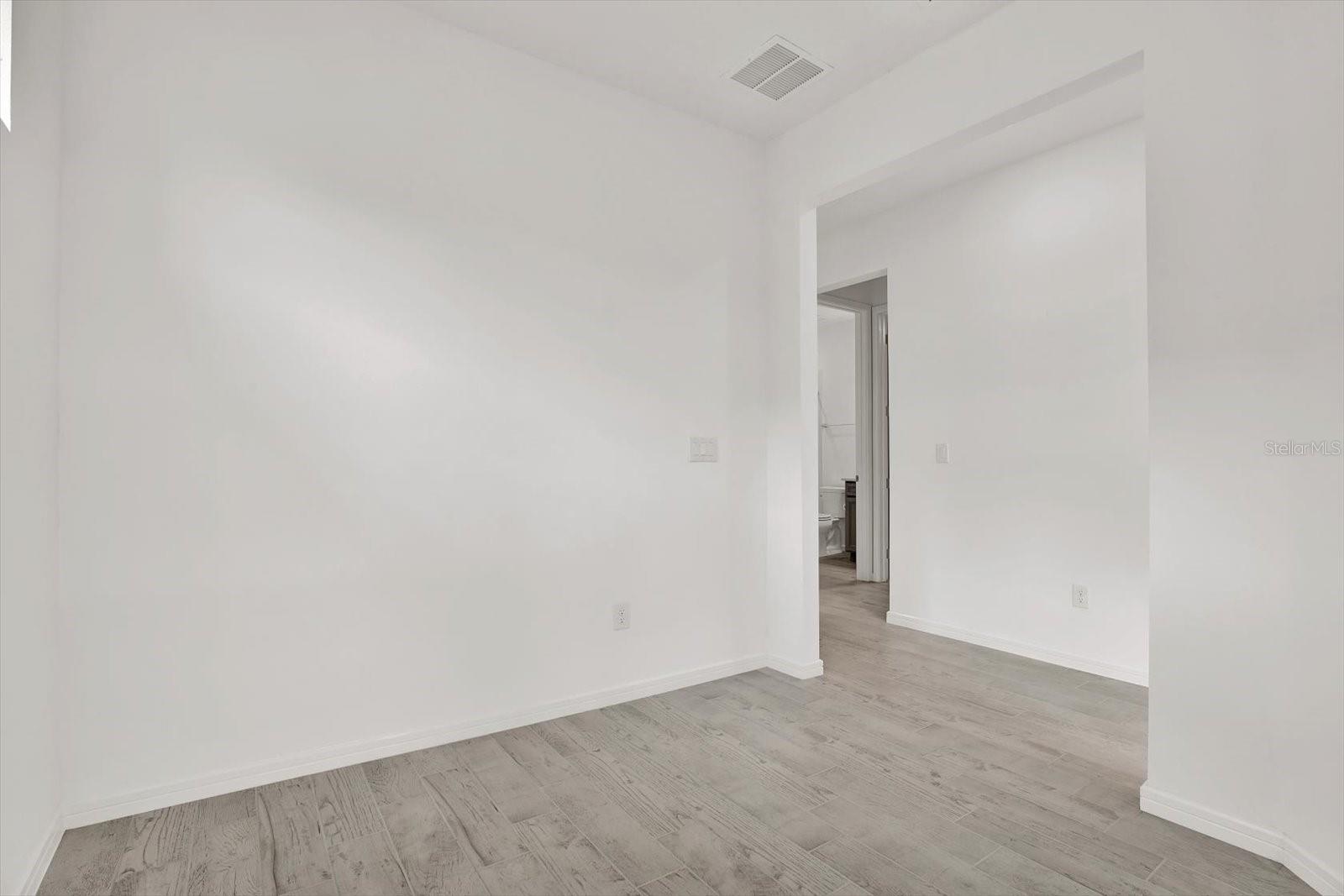 Image 23 of 42 For 6019 Shorebird Branch