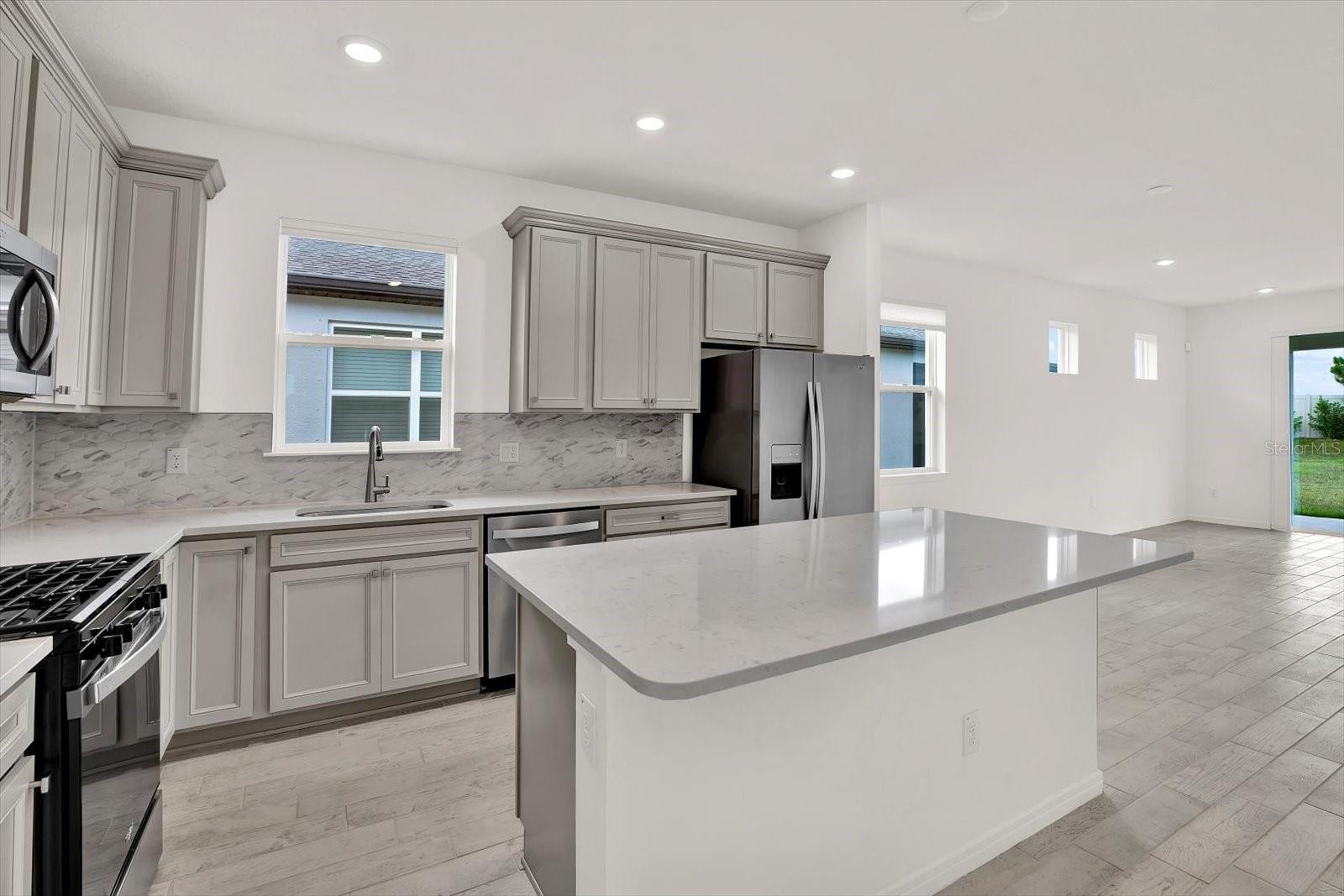 Image 9 of 42 For 6019 Shorebird Branch