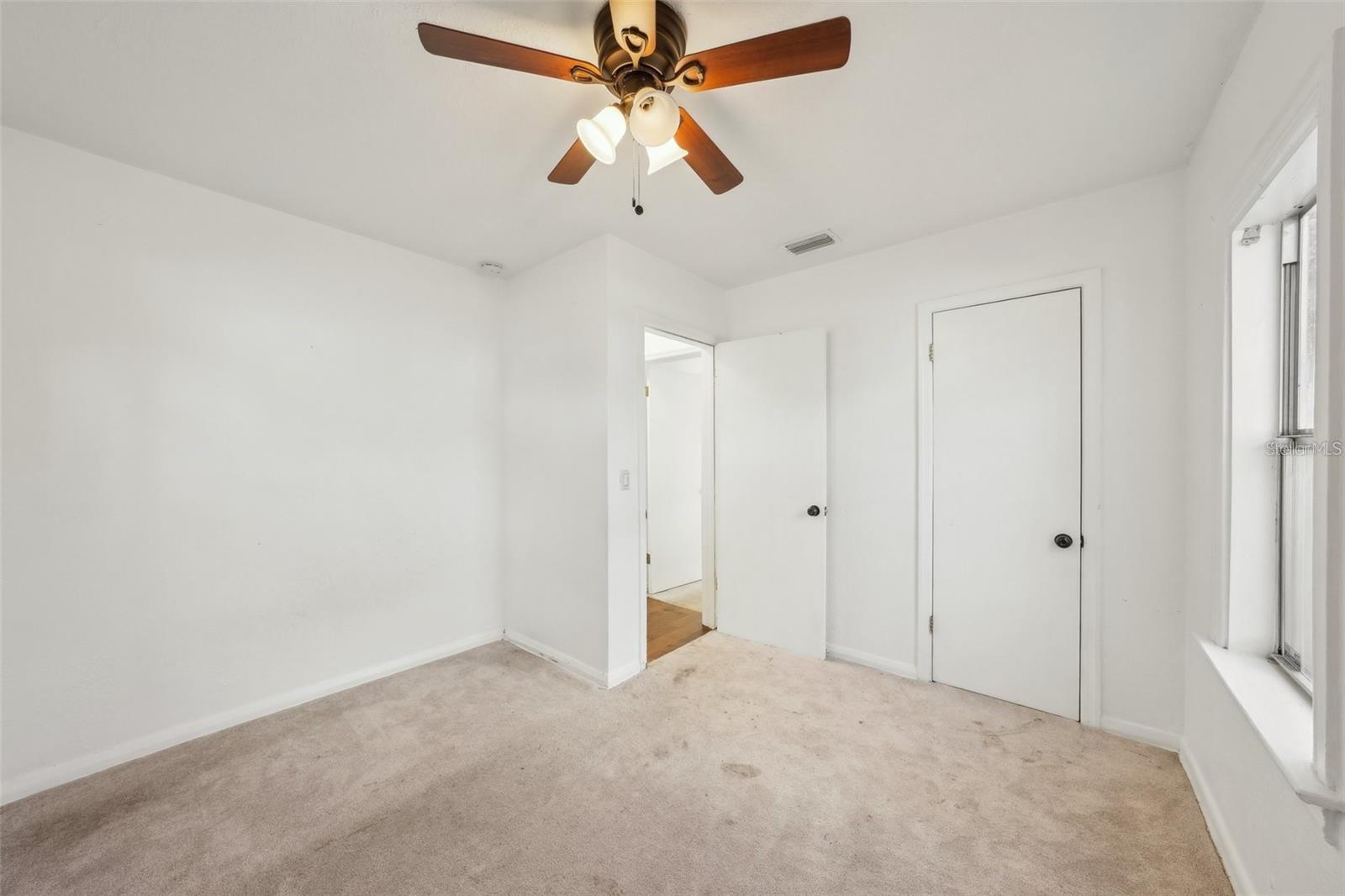 Image 16 of 23 For 3915 Ola Avenue