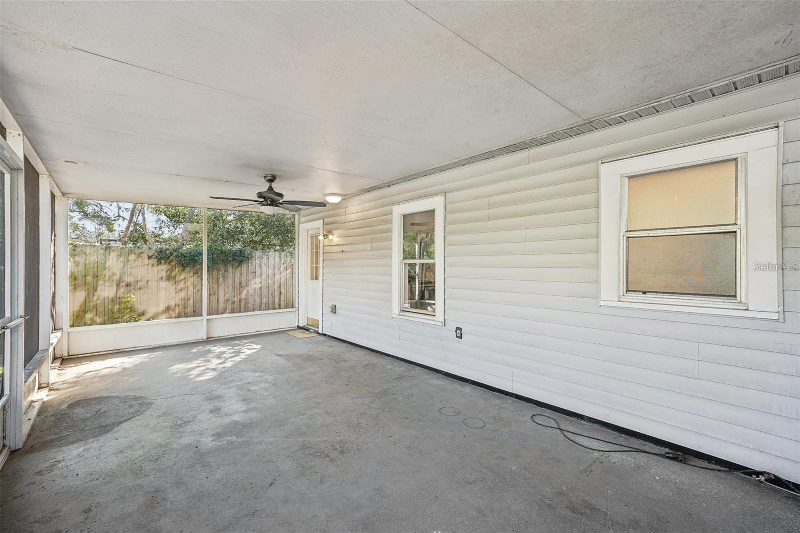 Image 20 of 23 For 3915 Ola Avenue