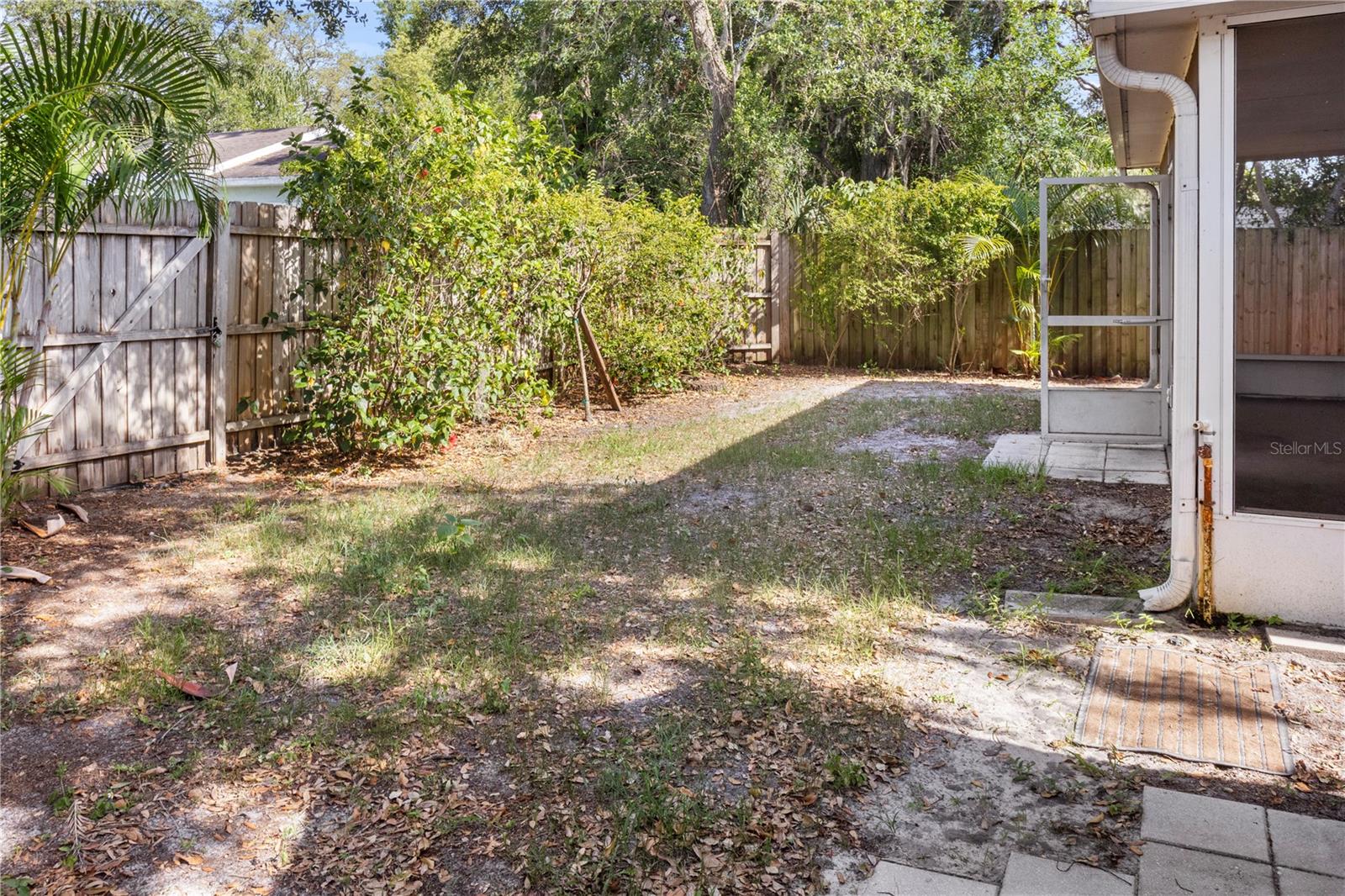 Image 21 of 23 For 3915 Ola Avenue