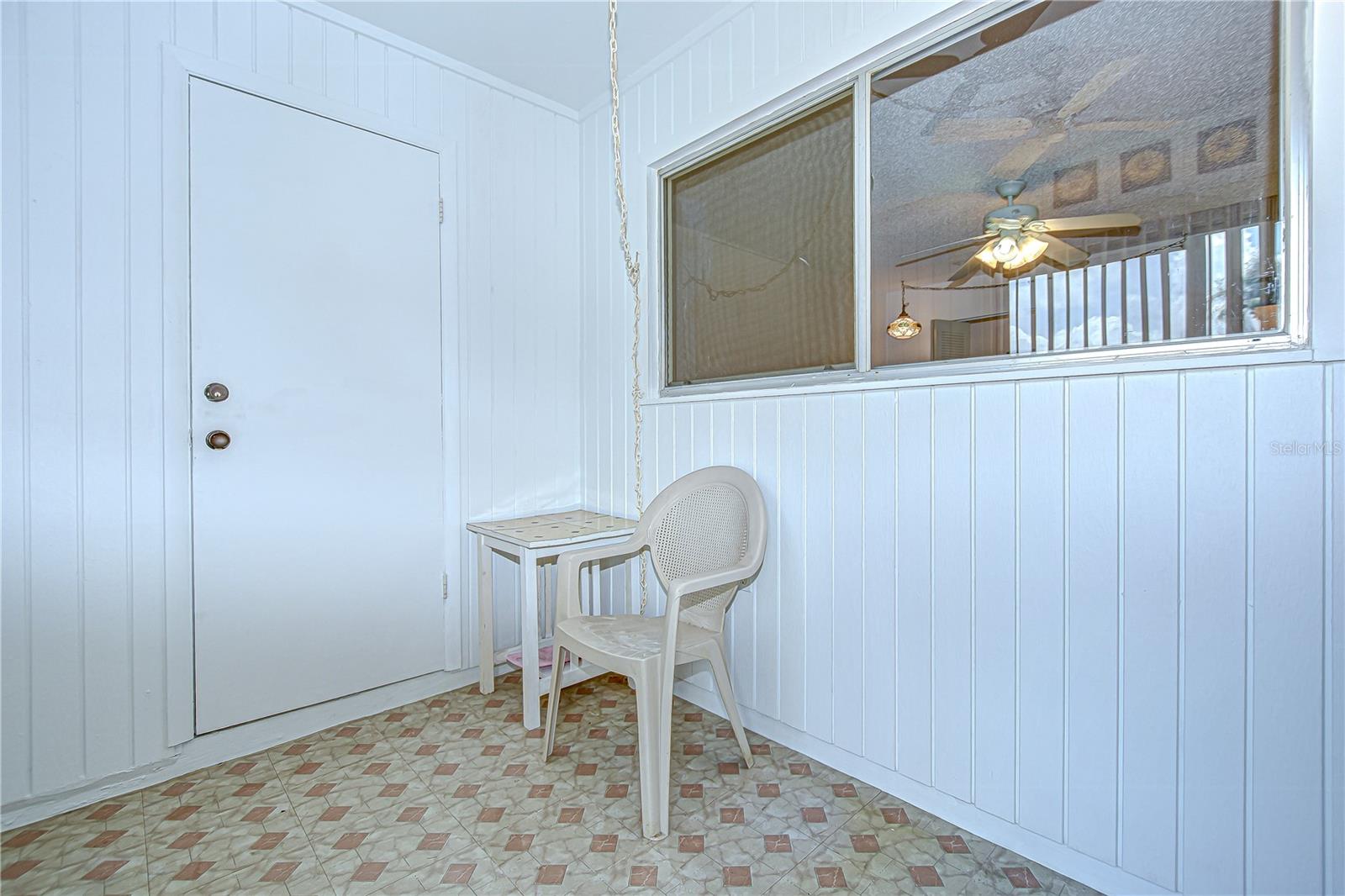 Image 23 of 33 For 11511 113th Street 33d