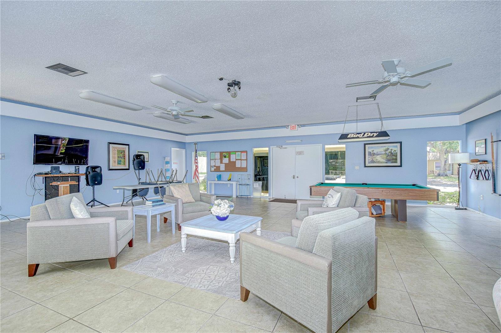Image 31 of 33 For 11511 113th Street 33d