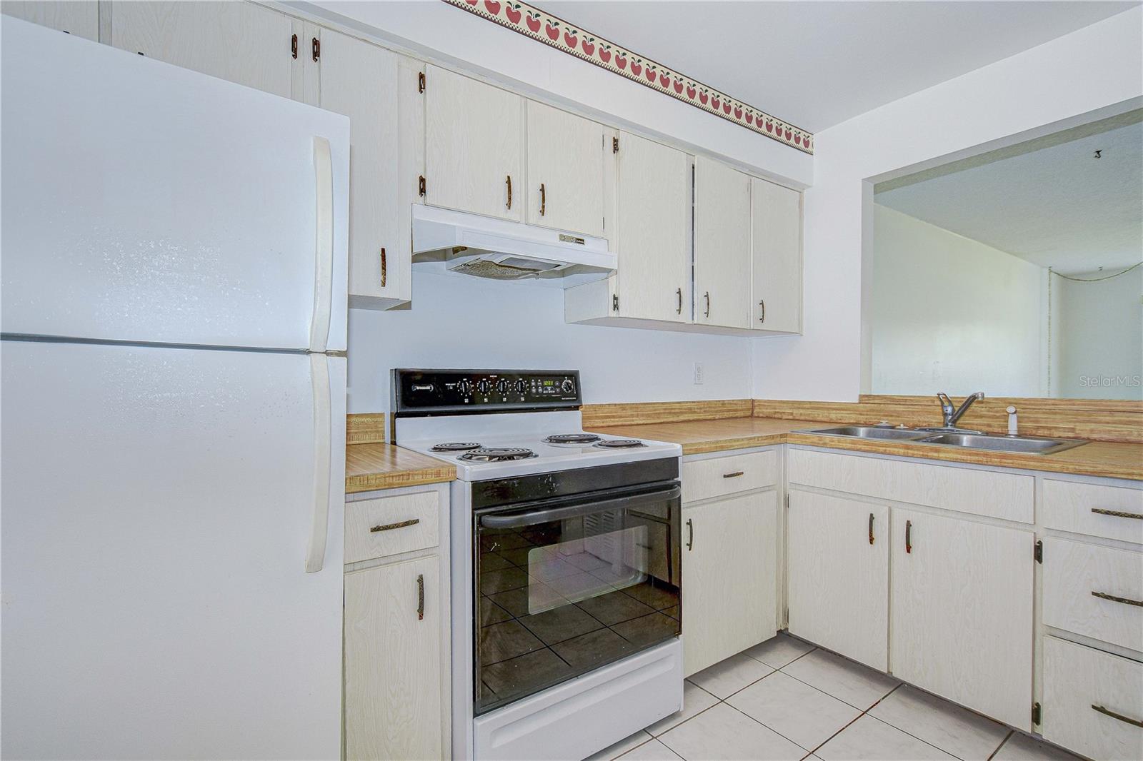 Image 8 of 33 For 11511 113th Street 33d