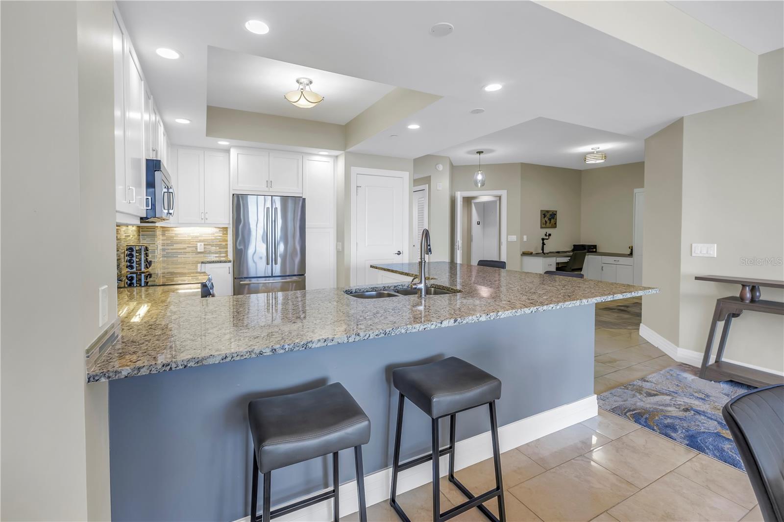 Image 18 of 72 For 1325 Snell Isle Boulevard Ne 611