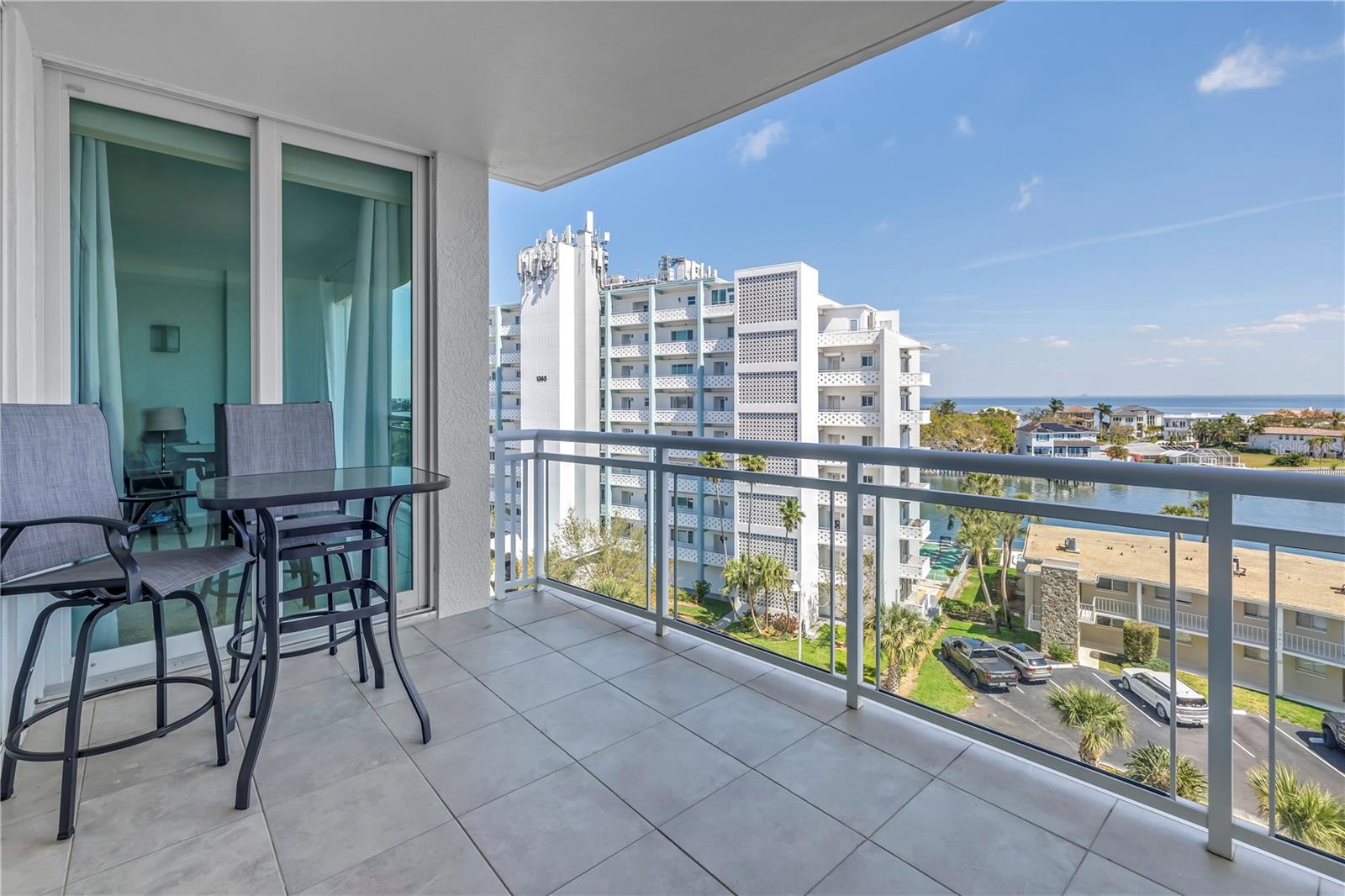 Image 33 of 72 For 1325 Snell Isle Boulevard Ne 611