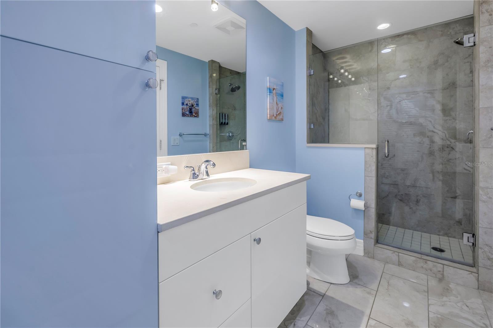 Image 44 of 72 For 1325 Snell Isle Boulevard Ne 611