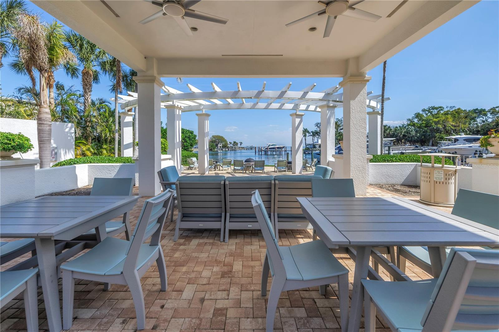 Image 62 of 72 For 1325 Snell Isle Boulevard Ne 611