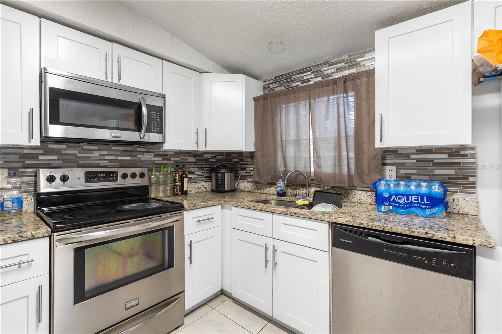 Image 10 of 30 For 2712 Berdetta Street