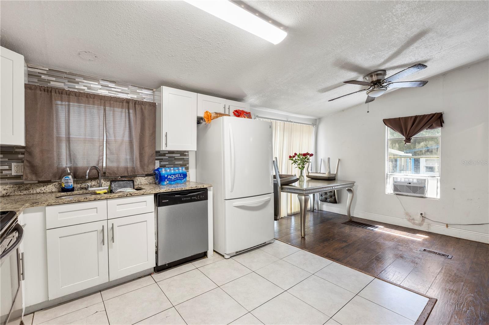 Image 12 of 30 For 2712 Berdetta Street