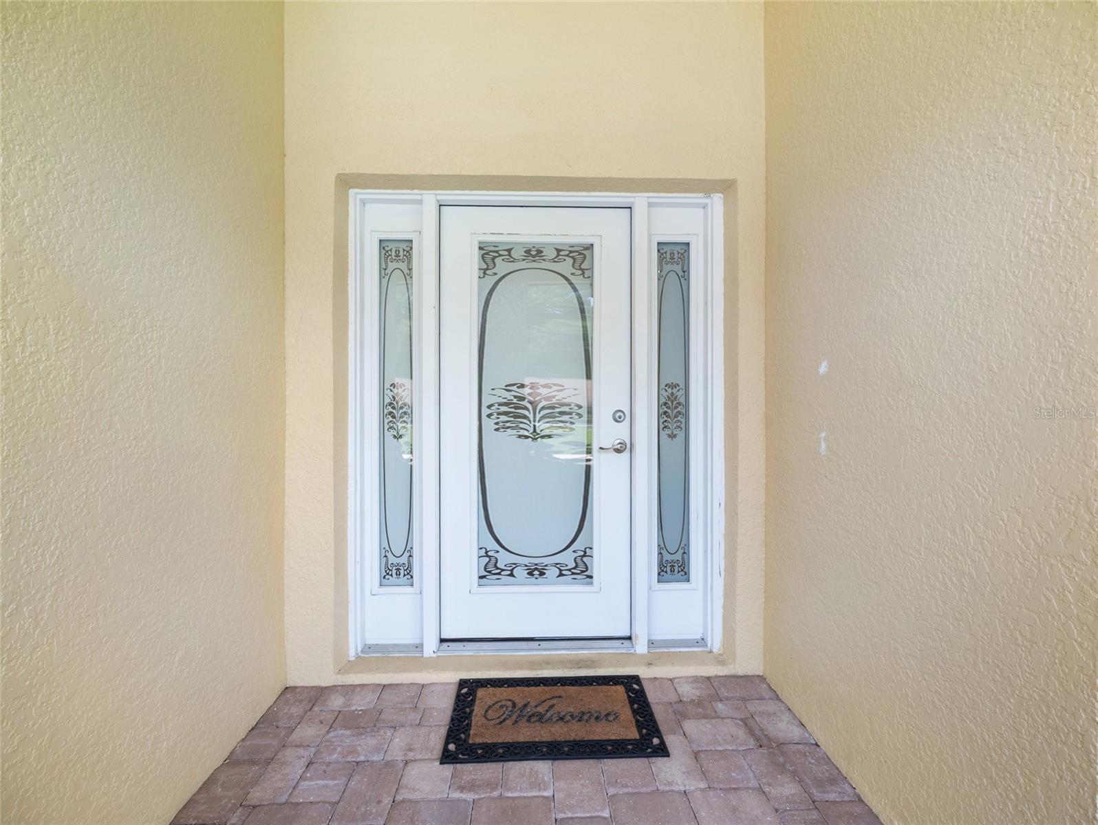 Image 6 of 39 For 21590 84th Loop