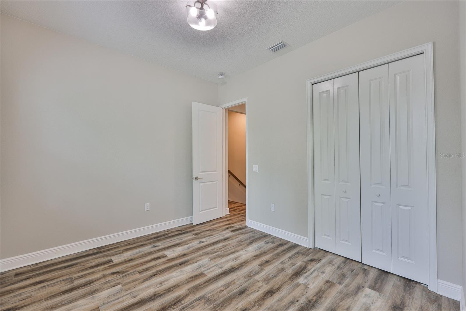 Image 16 of 32 For 1410 Curtis Street 2