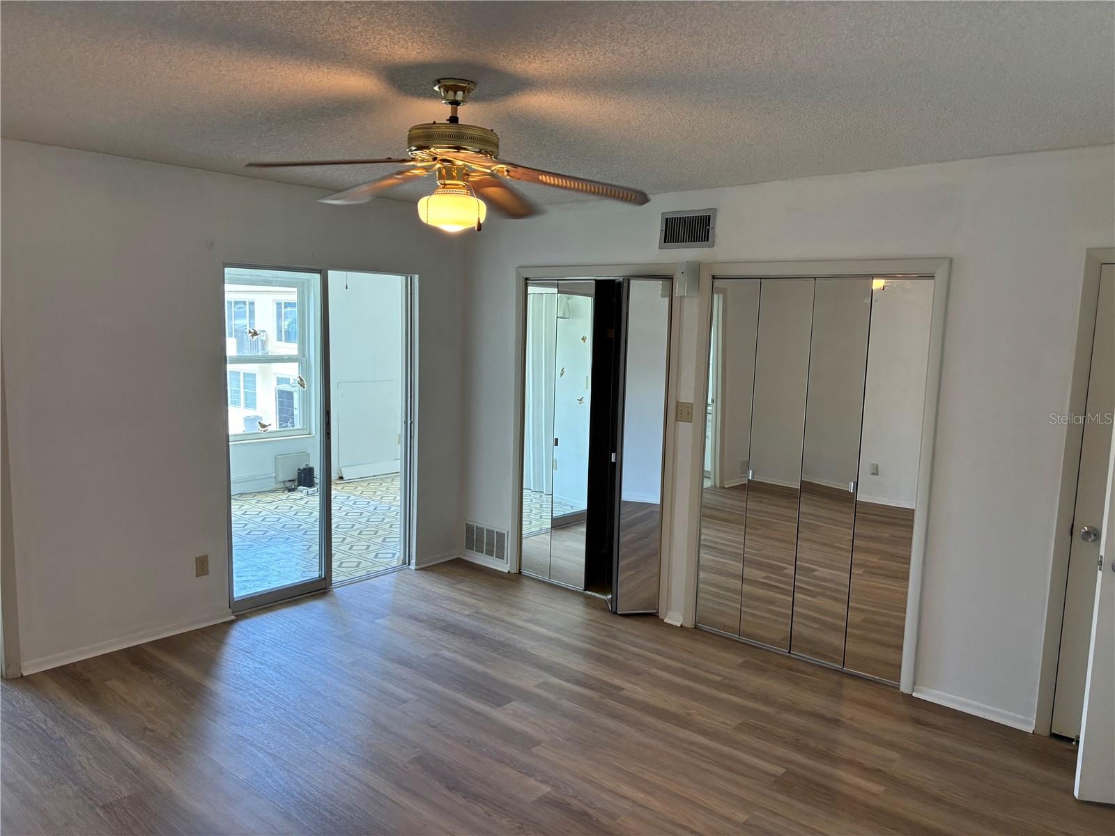 Image 14 of 21 For 2404 Florentine Way 48