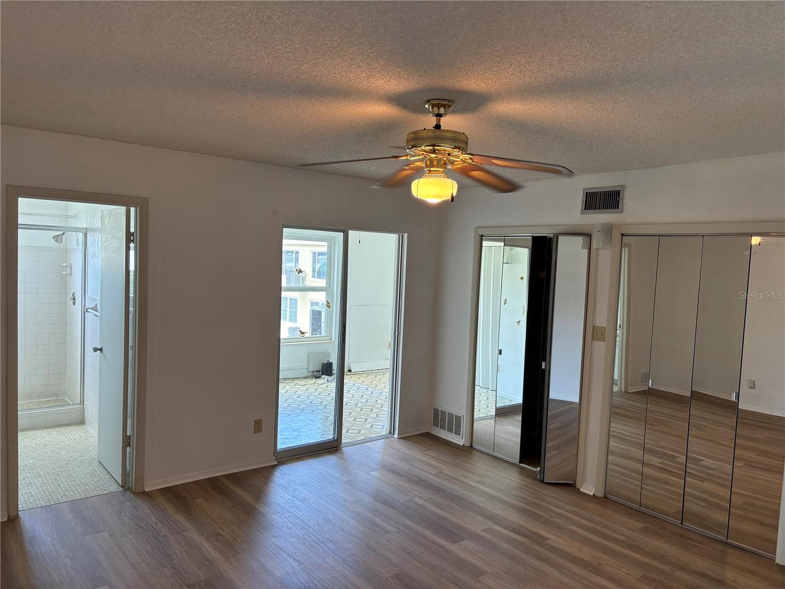 Image 15 of 21 For 2404 Florentine Way 48