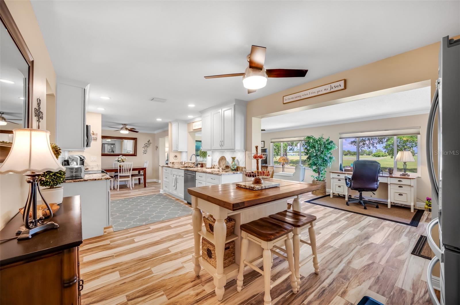 Image 10 of 24 For 4076 Mainlands Boulevard N
