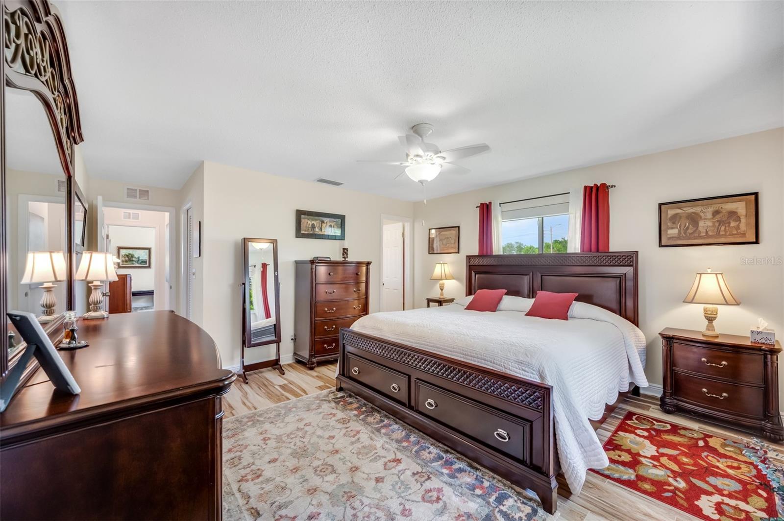 Image 14 of 24 For 4076 Mainlands Boulevard N