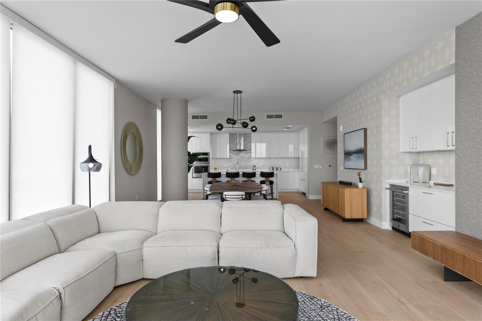 Image 14 of 91 For 301 1st Street S 1601