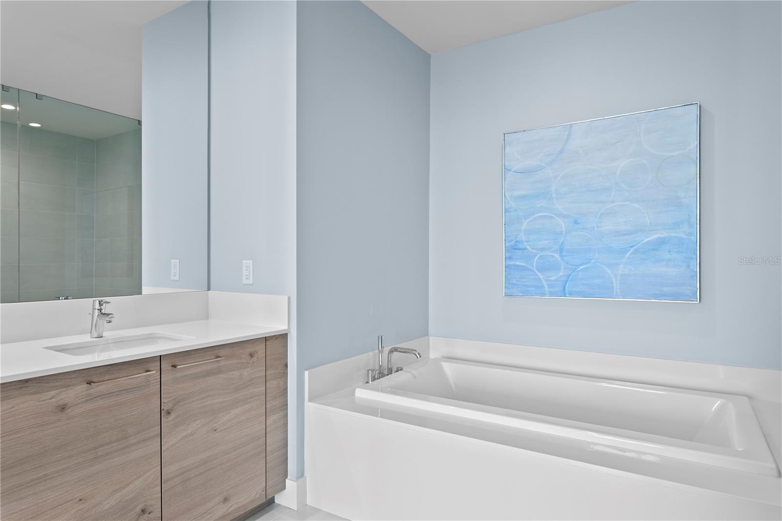 Image 31 of 91 For 301 1st Street S 1601