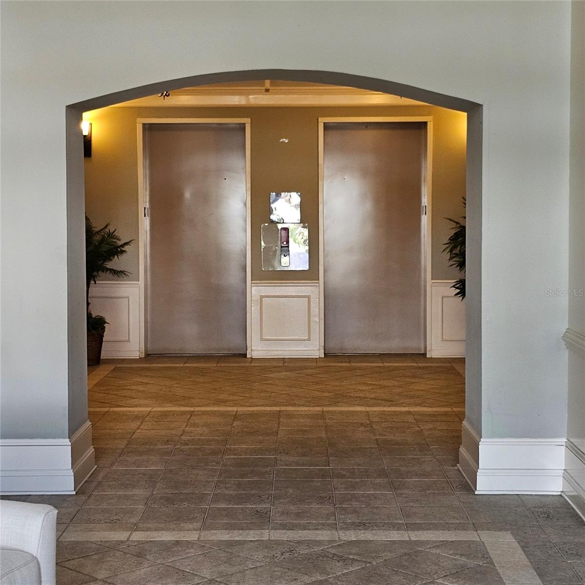 Image 9 of 46 For 7905 Seminole Boulevard 3204