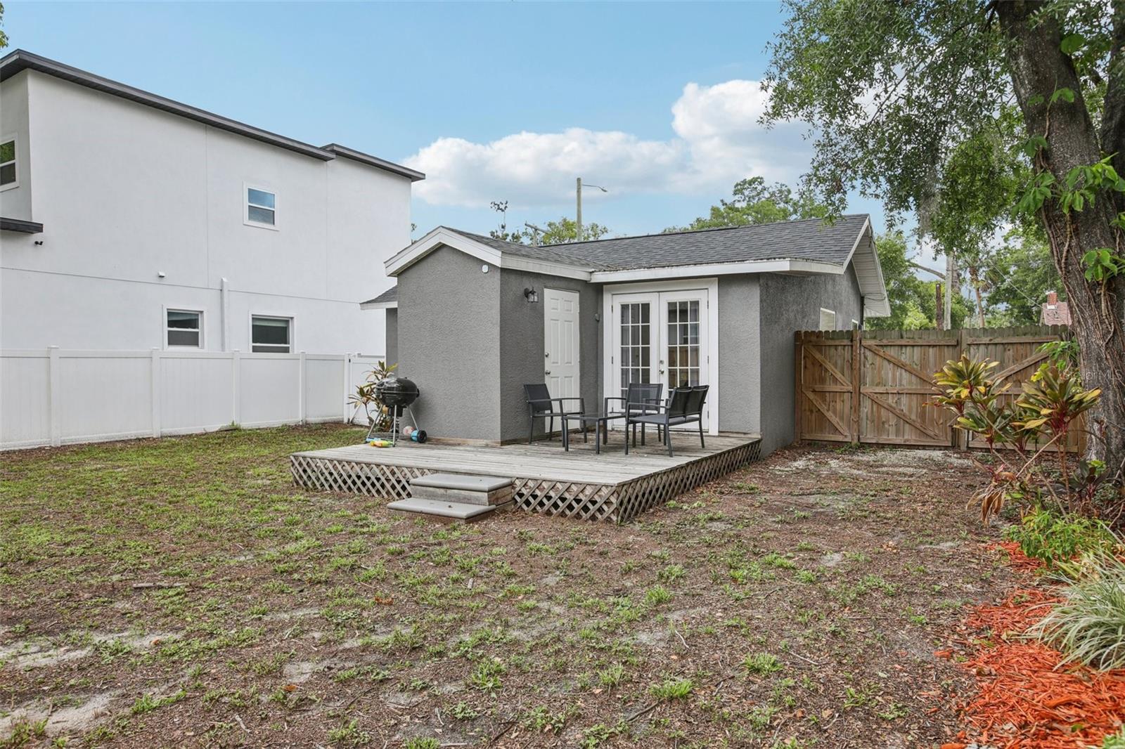 Image 17 of 20 For 120 Sligh Avenue