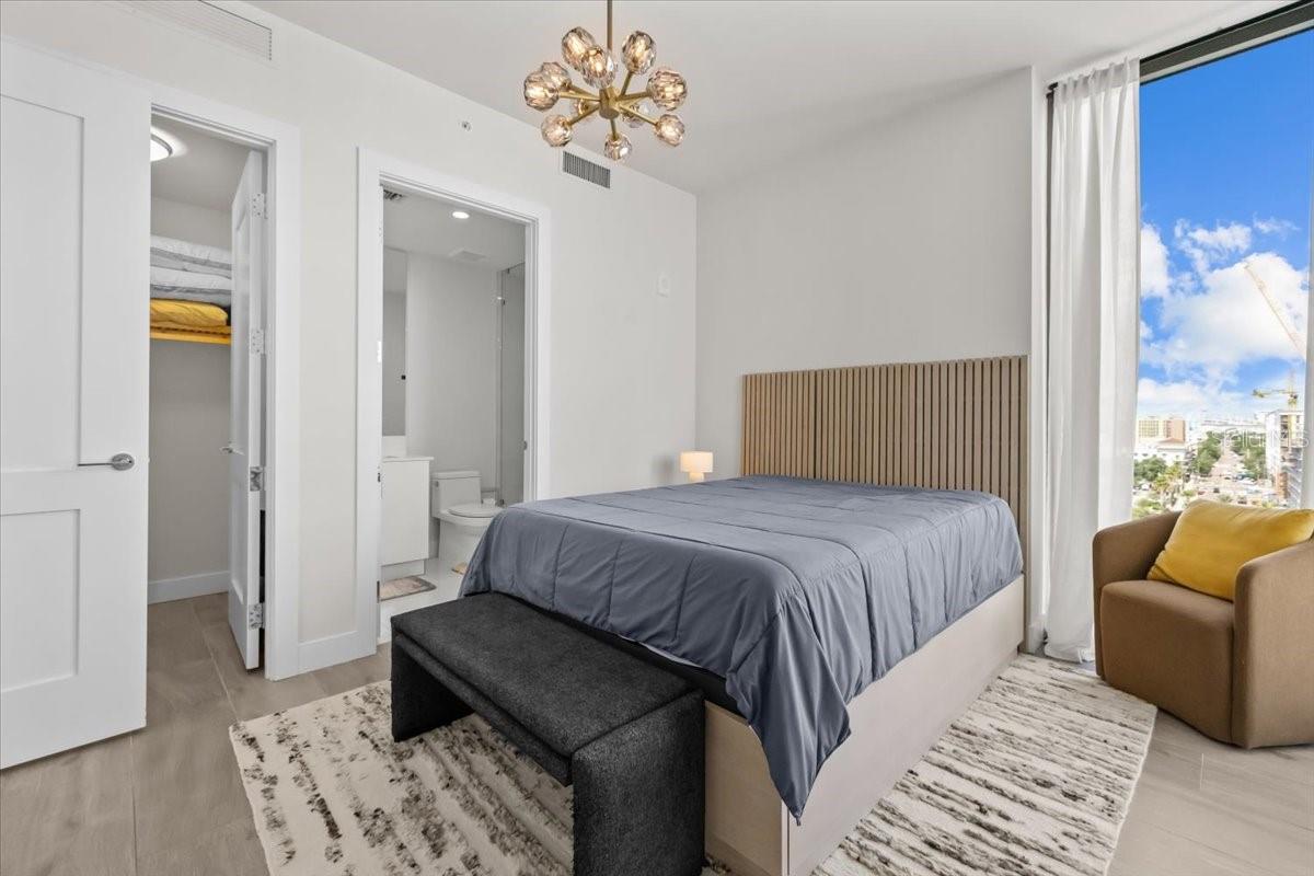 Image 44 of 99 For 301 1st Street S 1004