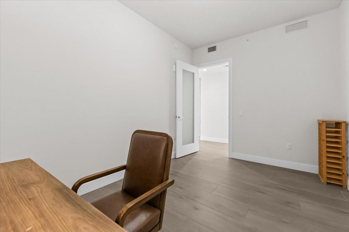 Image 49 of 99 For 301 1st Street S 1004