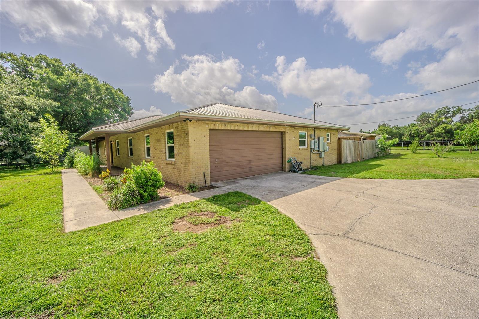 Image 13 of 57 For 3505 Medulla Road