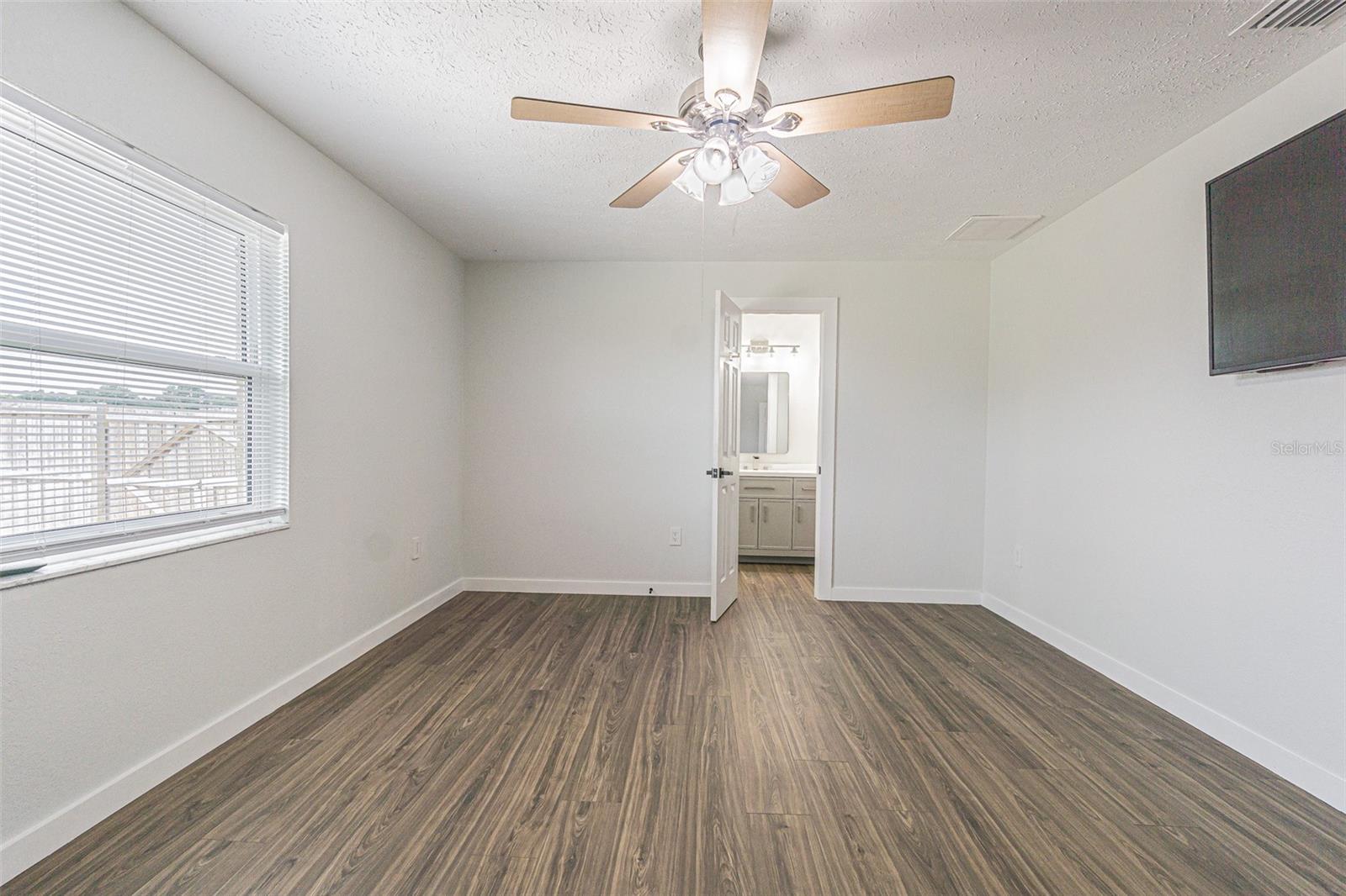 Image 36 of 57 For 3505 Medulla Road