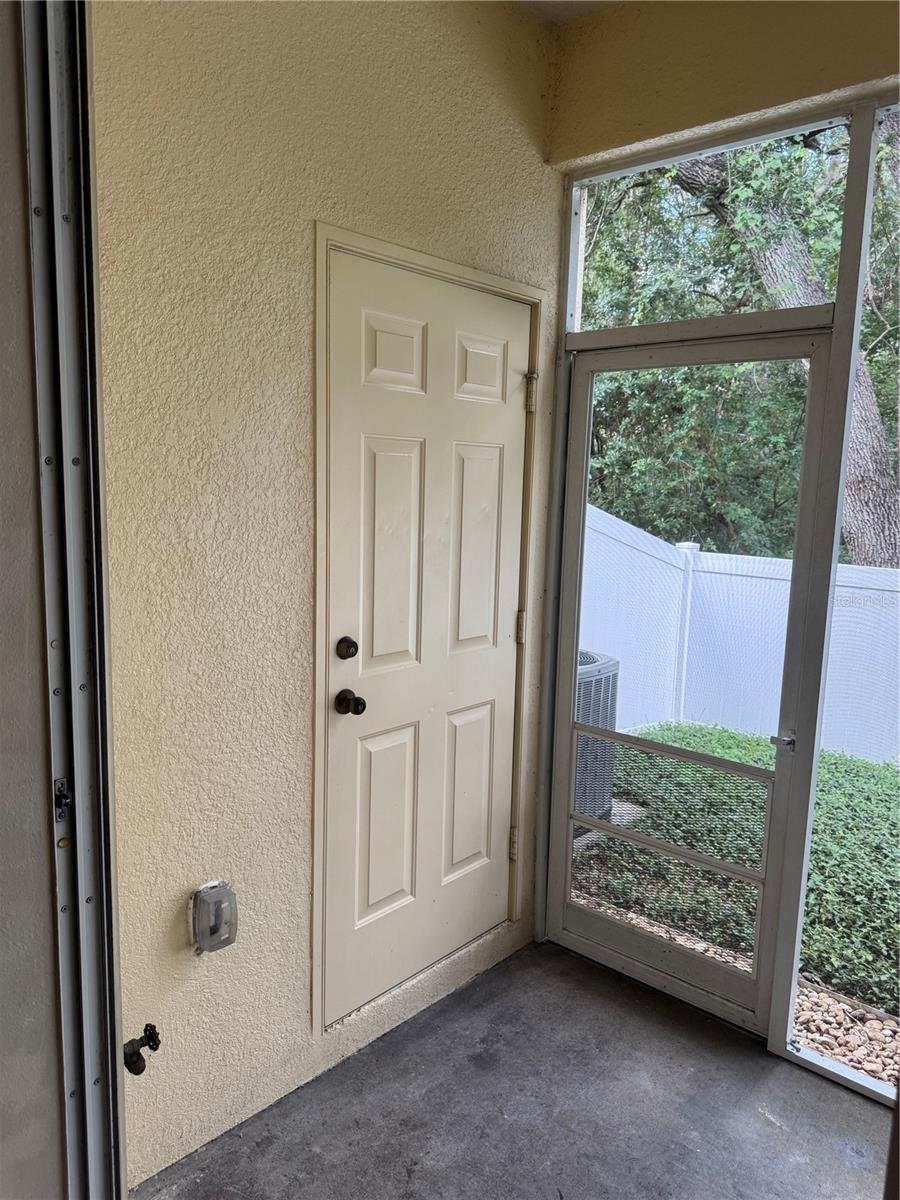 Image 12 of 30 For 2063 Fiesta Ridge Court