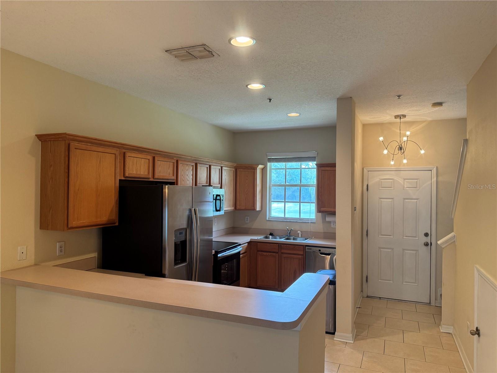 Image 4 of 30 For 2063 Fiesta Ridge Court