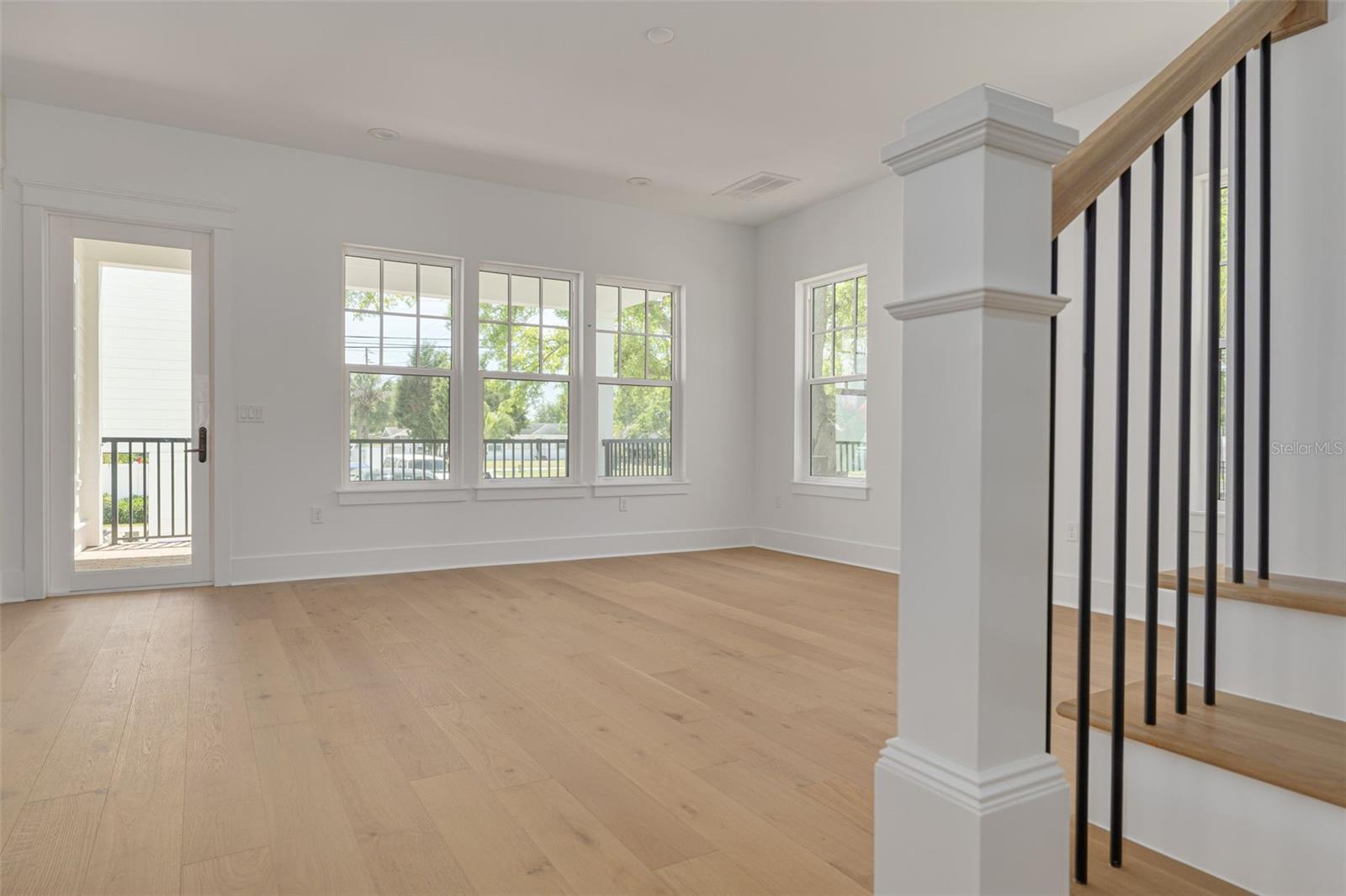 Image 13 of 45 For 2910 11th Street N