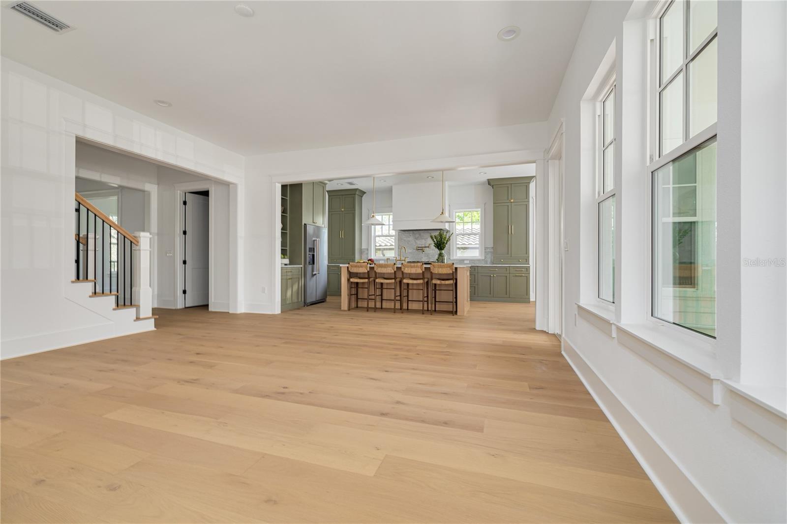 Image 16 of 45 For 2910 11th Street N