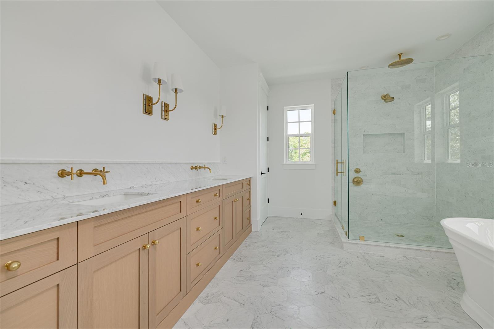 Image 30 of 45 For 2910 11th Street N