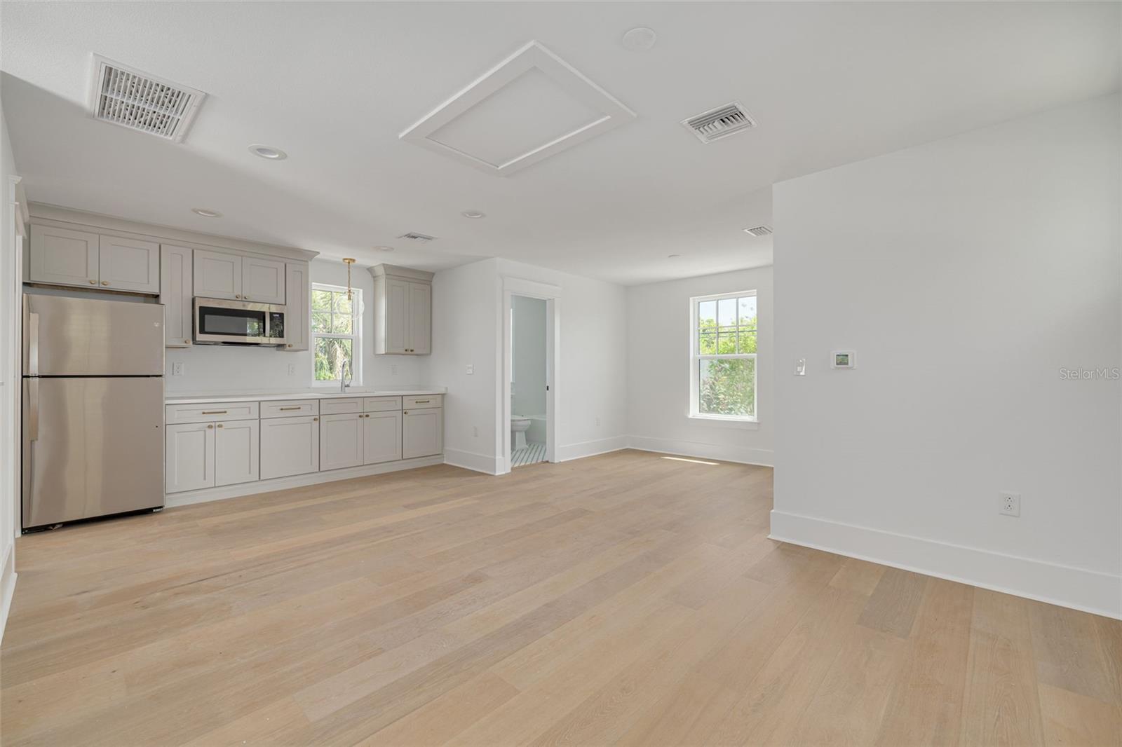 Image 40 of 45 For 2910 11th Street N