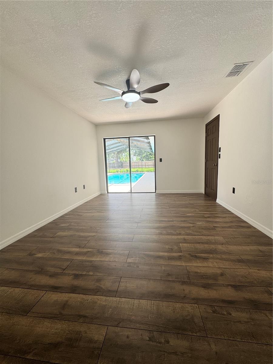 Image 13 of 34 For 2102 Doefield Court