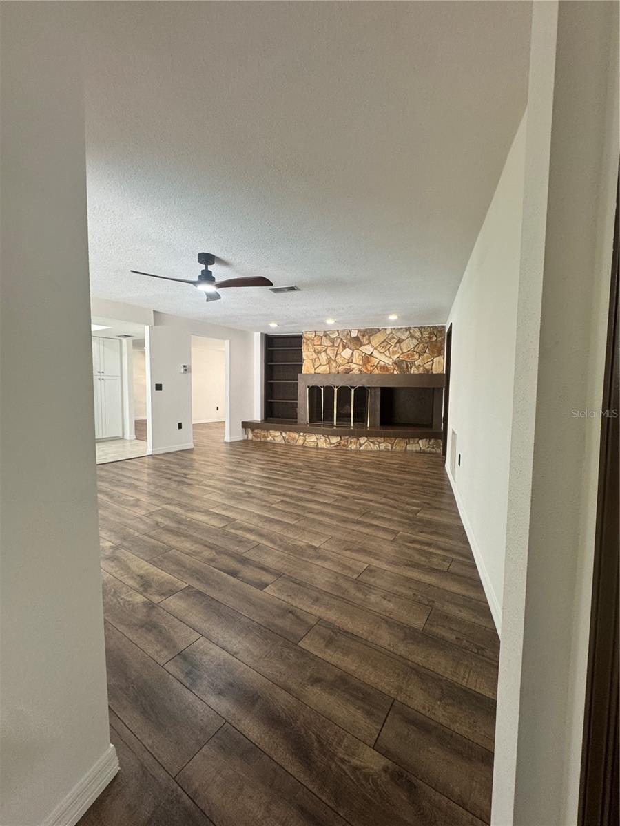 Image 8 of 34 For 2102 Doefield Court