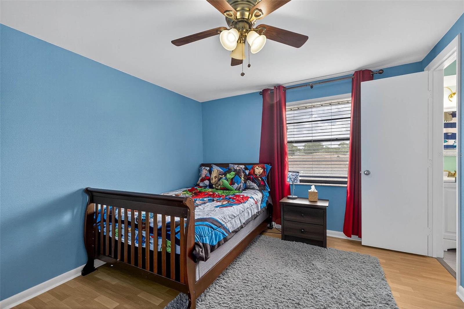 Image 22 of 45 For 15925 Marshfield Drive