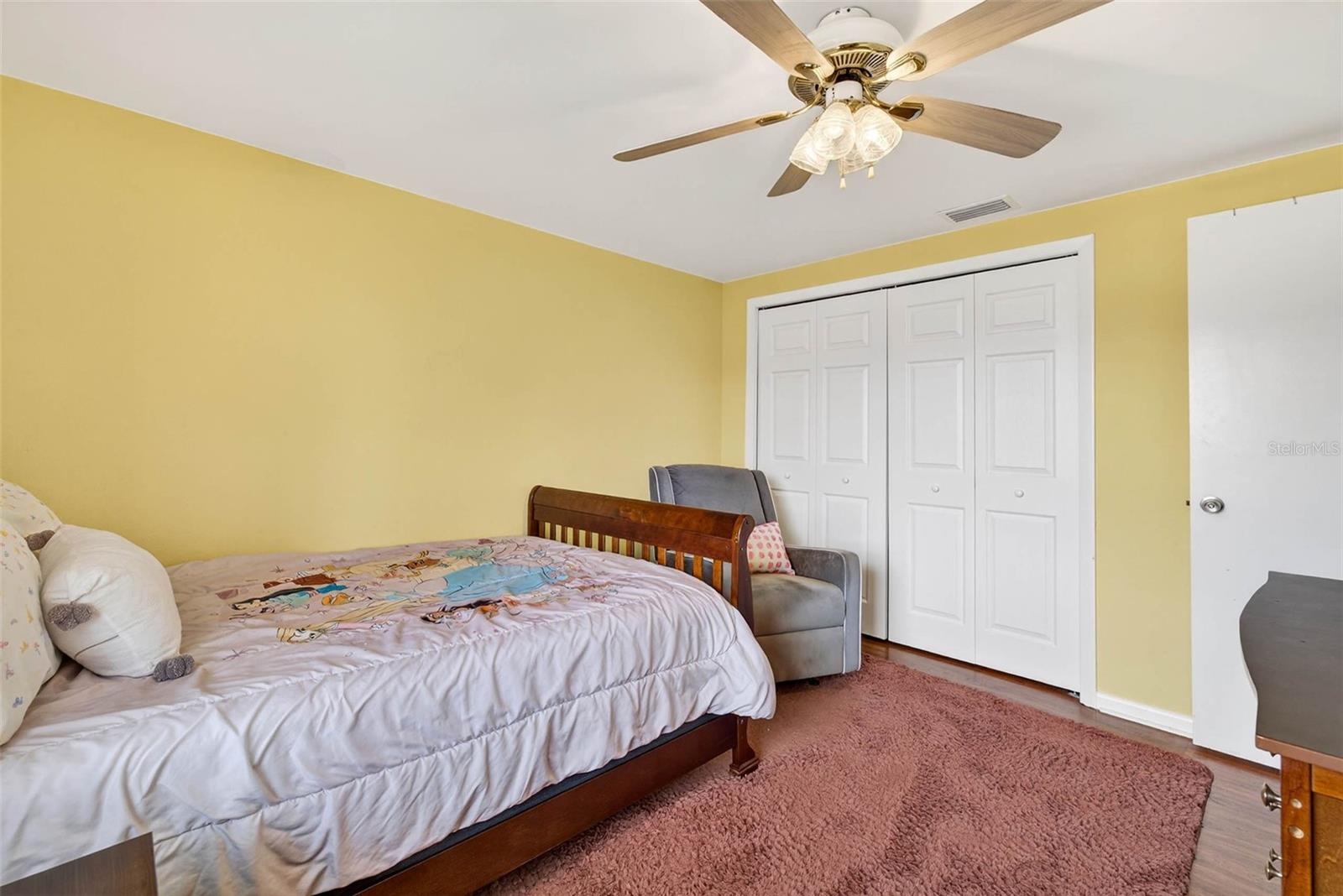 Image 27 of 45 For 15925 Marshfield Drive