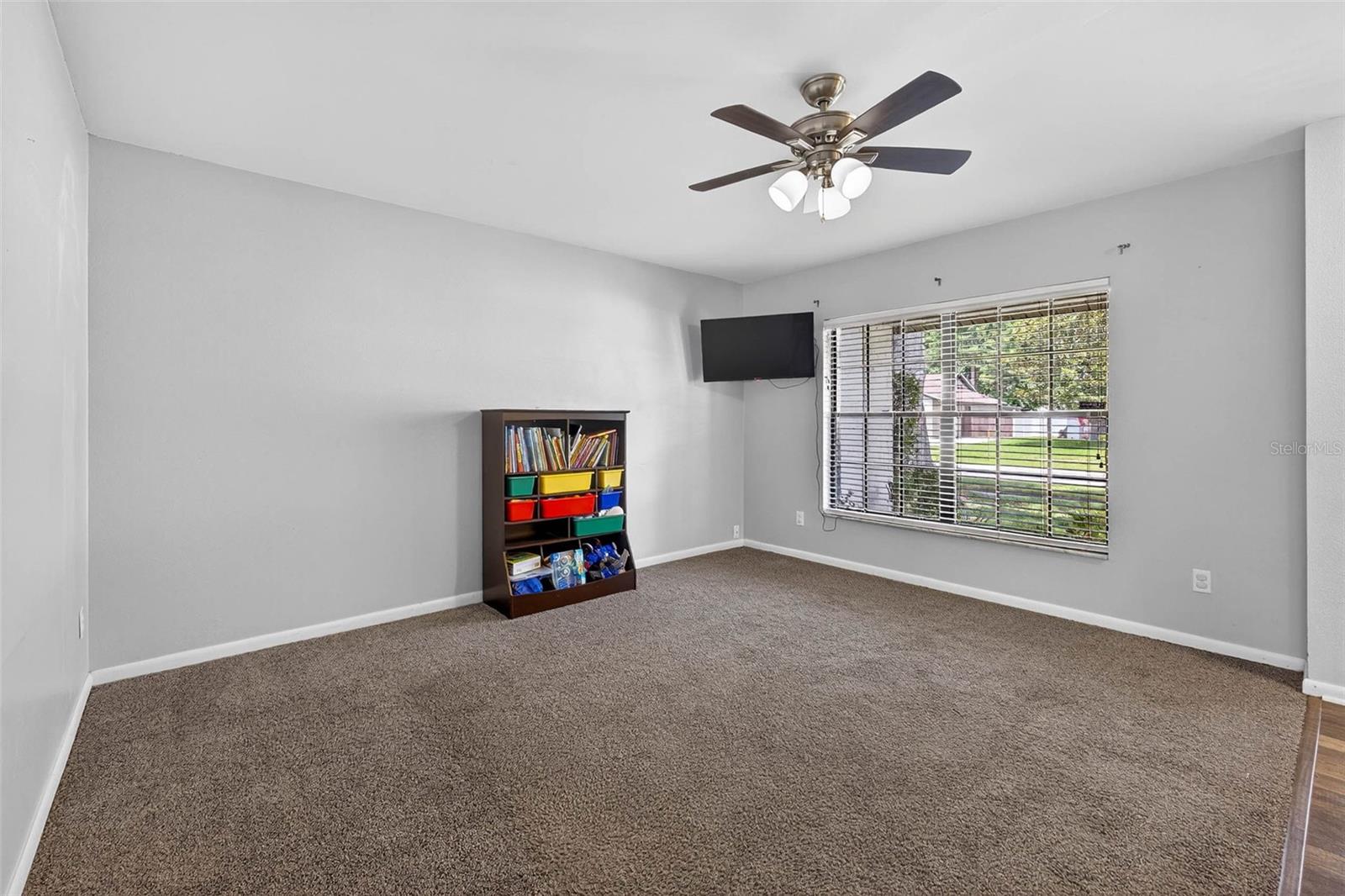 Image 32 of 45 For 15925 Marshfield Drive