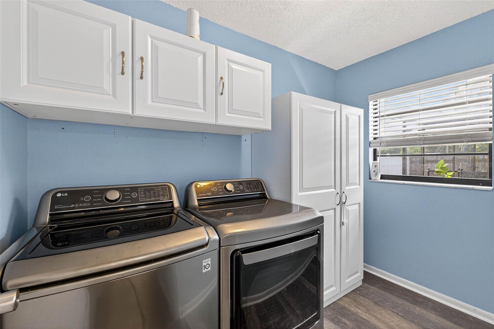 Image 35 of 45 For 15925 Marshfield Drive